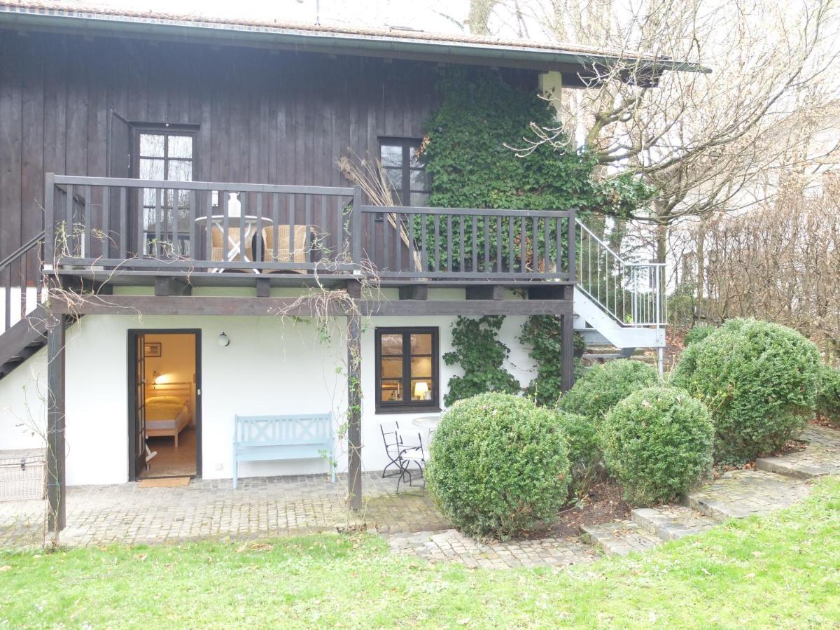 Gartenstudio-Apartment Tausendfreund - Adults Only - Am Chiemsee Брайтбрунн-ам-Кімзе Екстер'єр фото