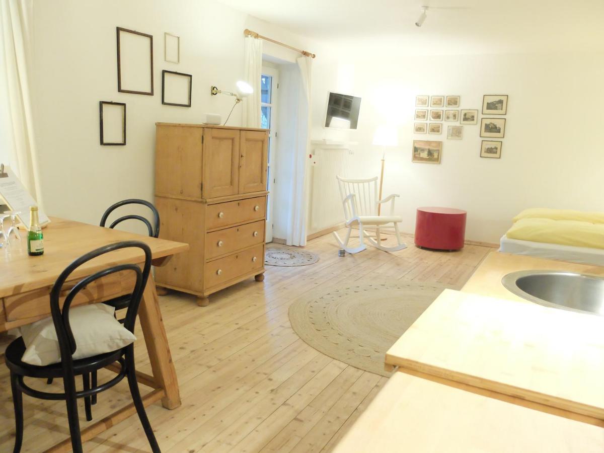 Gartenstudio-Apartment Tausendfreund - Adults Only - Am Chiemsee Брайтбрунн-ам-Кімзе Екстер'єр фото